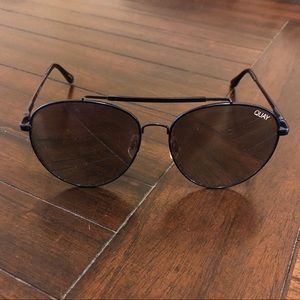 Quay aviator shades dark blue
